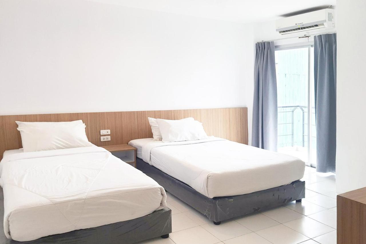 Patong Bay Inn Екстер'єр фото