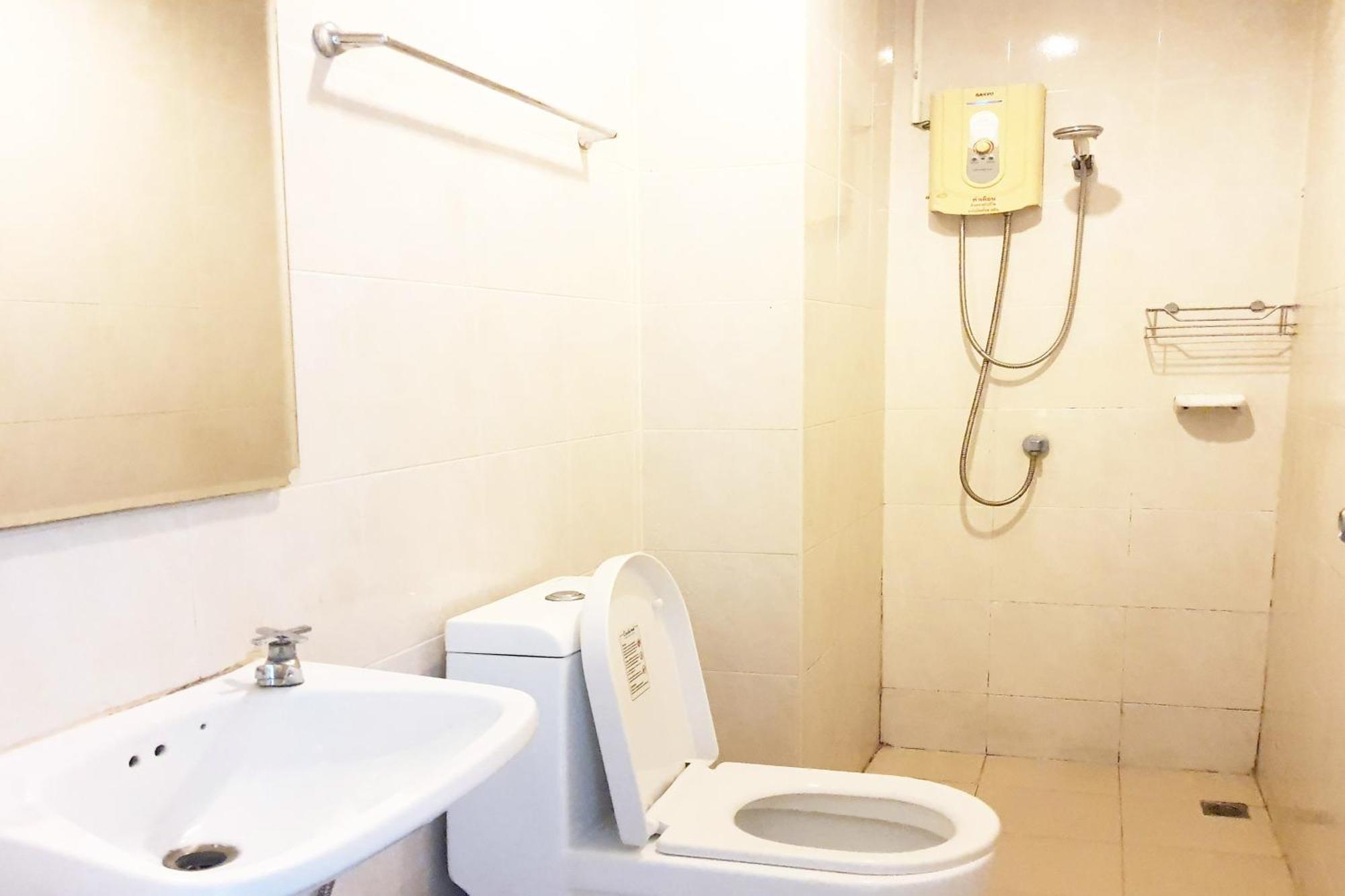 Patong Bay Inn Екстер'єр фото